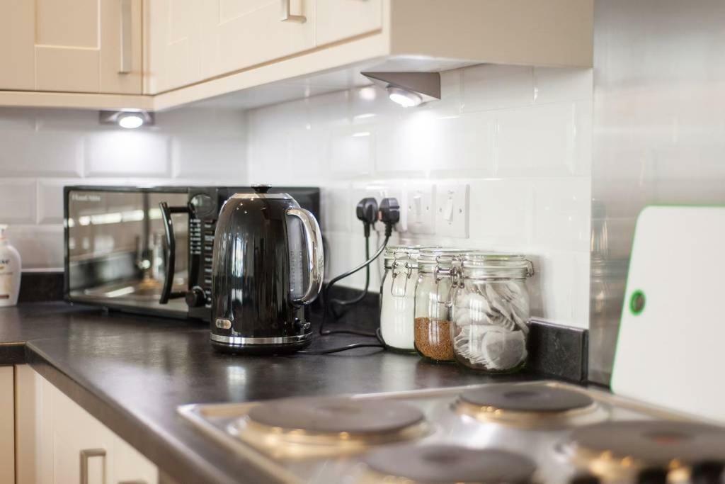 The Broadmead Forest - Spacious City Centre 3Bdr Apartment ブリストル エクステリア 写真